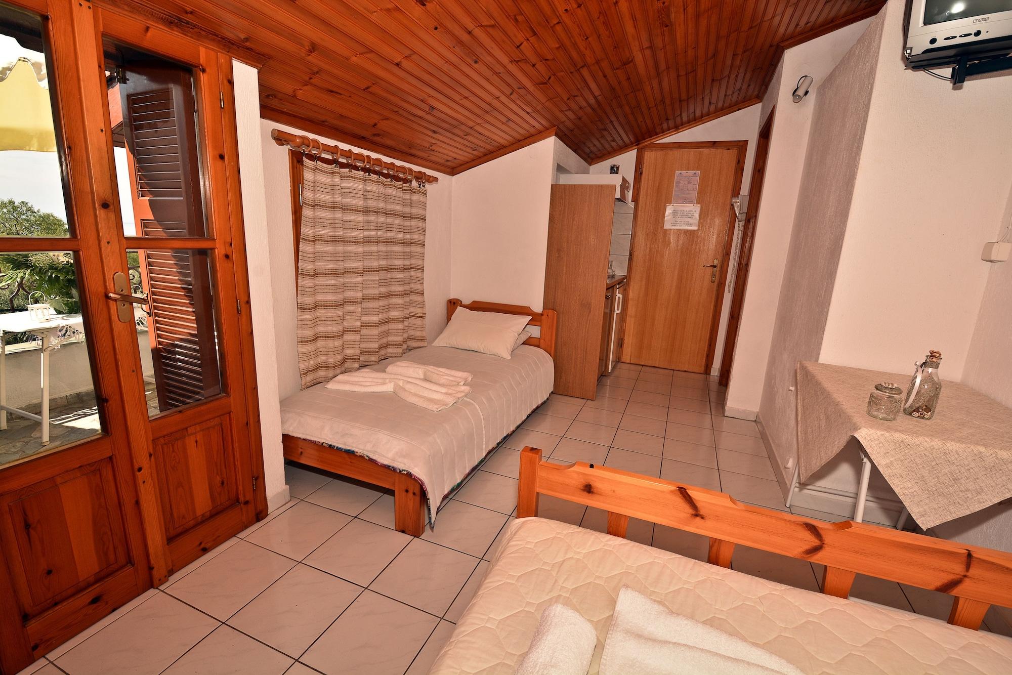 Nina Apartments Нео Клима Екстериор снимка