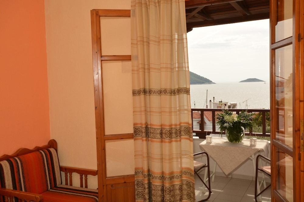 Nina Apartments Нео Клима Екстериор снимка