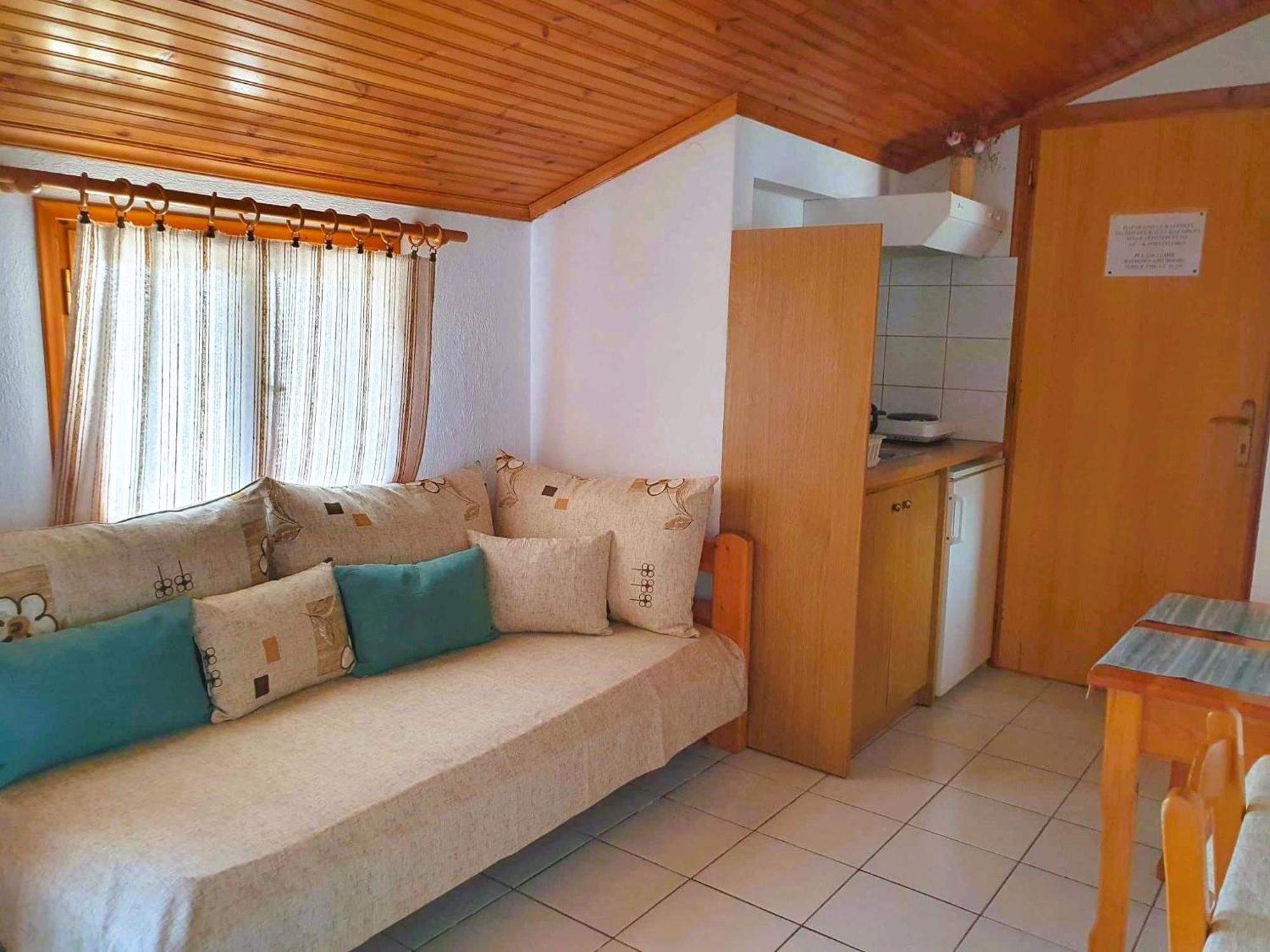 Nina Apartments Нео Клима Екстериор снимка
